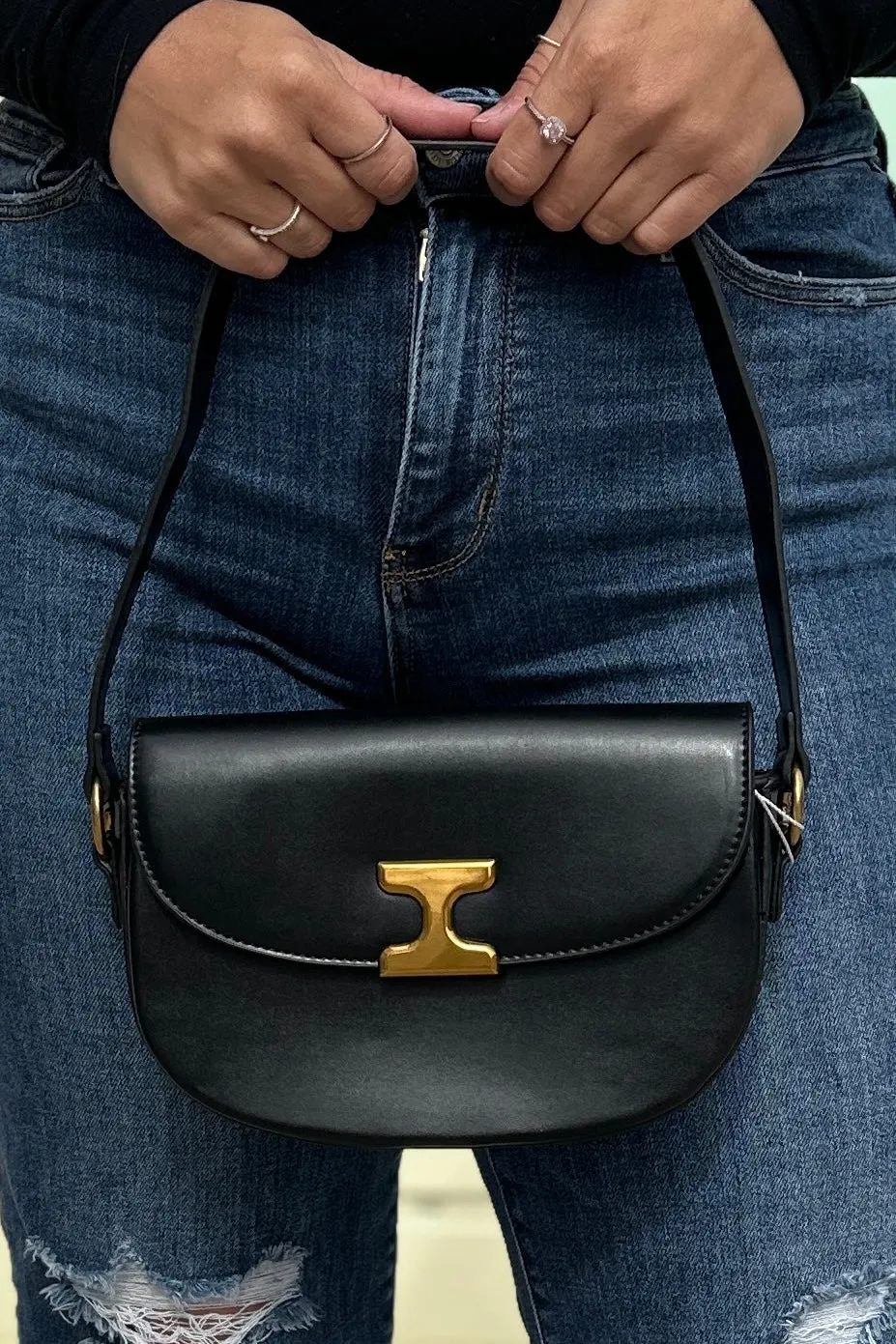 Classic Shoulder Bag - Black