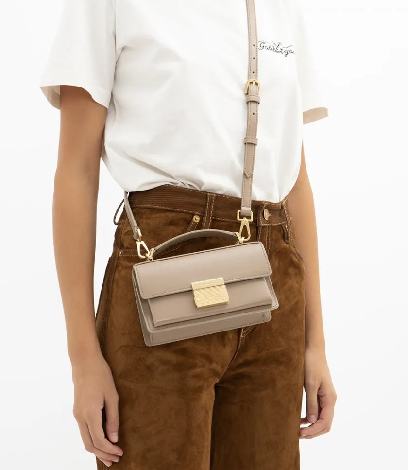 GOLDEN GOOSE SMALL VENEZIA BAG IN BEIGE BOARDED LEATHER WITH GOLD DETAILS