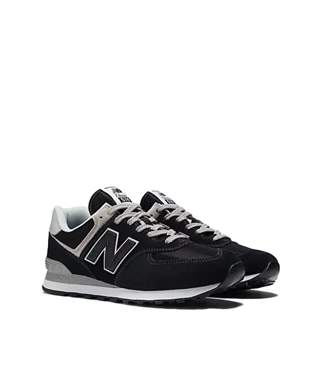 New Balance 574 Black / White