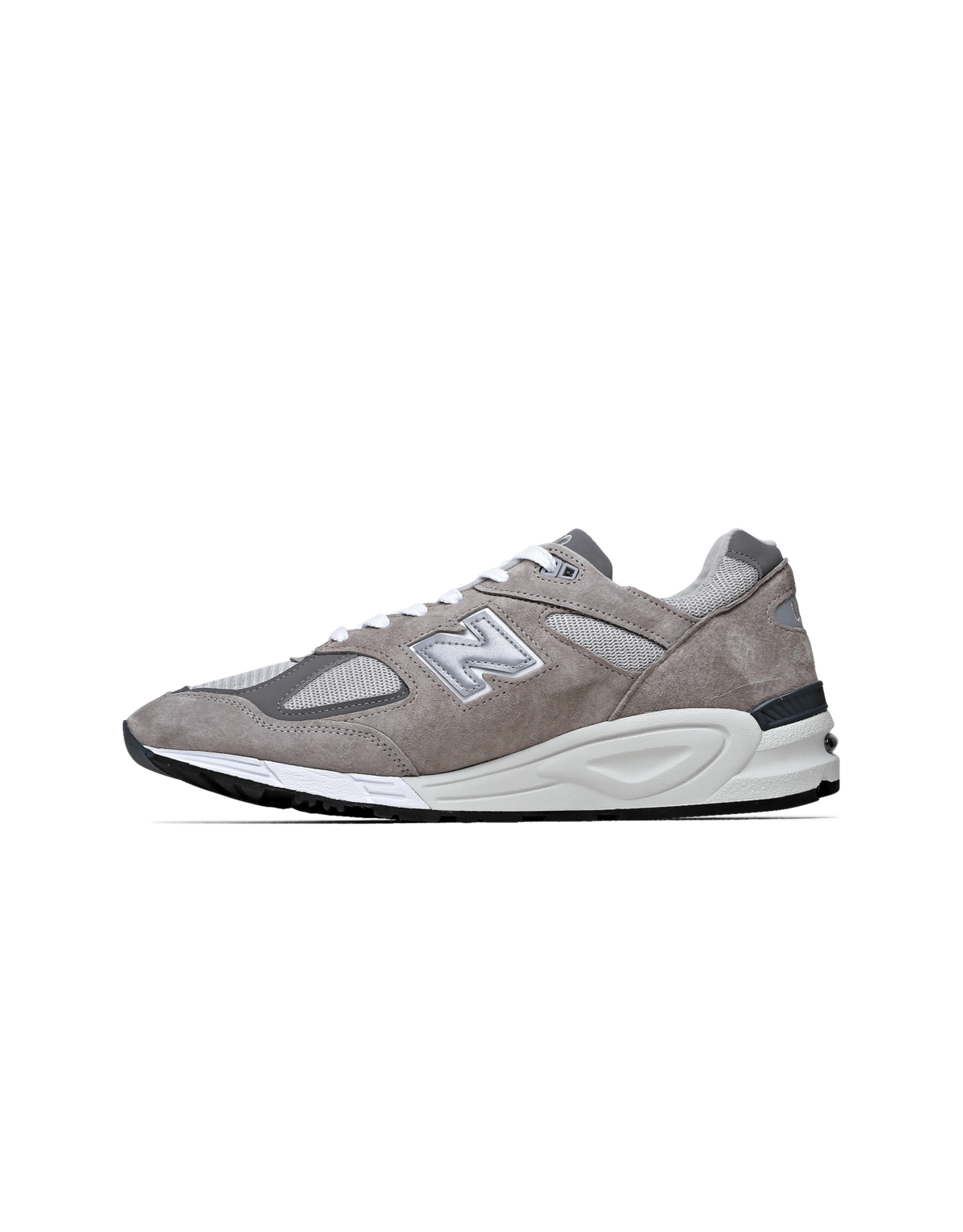 New Balance     M990GY2  