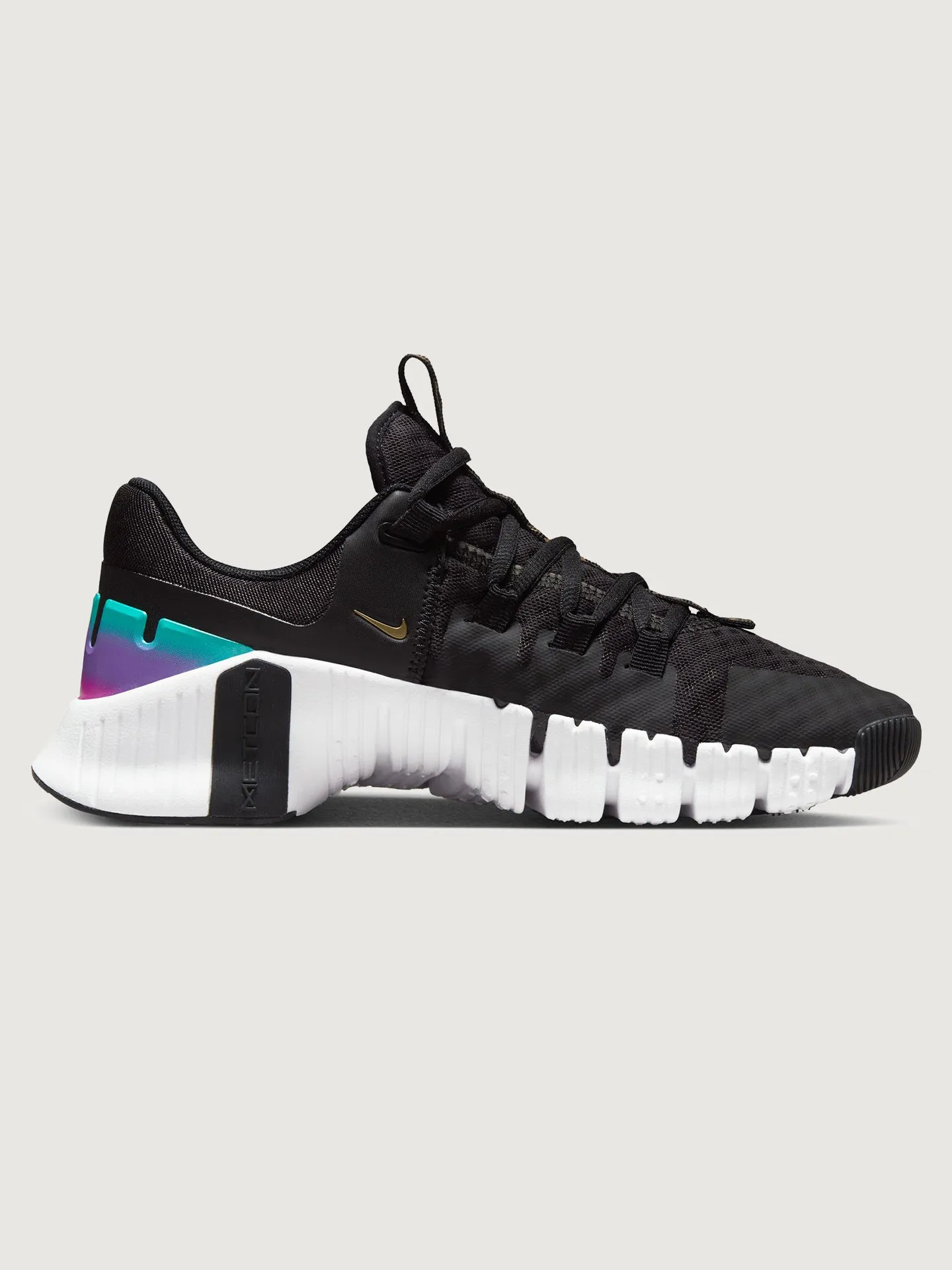 Nike Free Metcon 5 PRM - Black/Metallic Gold-White-Fireberry