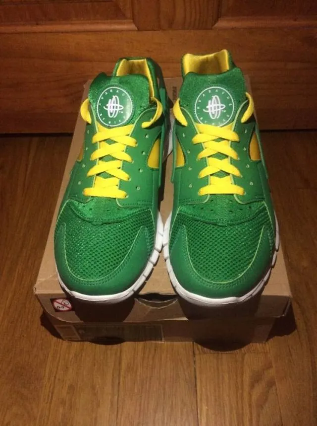 Nike Huarache Run 2012 Oregon Ducks Men 8/Women 9.5 jordan.1