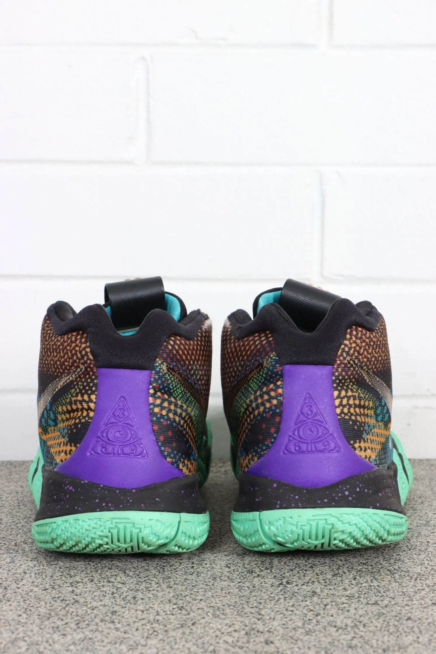 NIKE Kyrie 4 'Mamba Mentality' Sneakers (11.5)