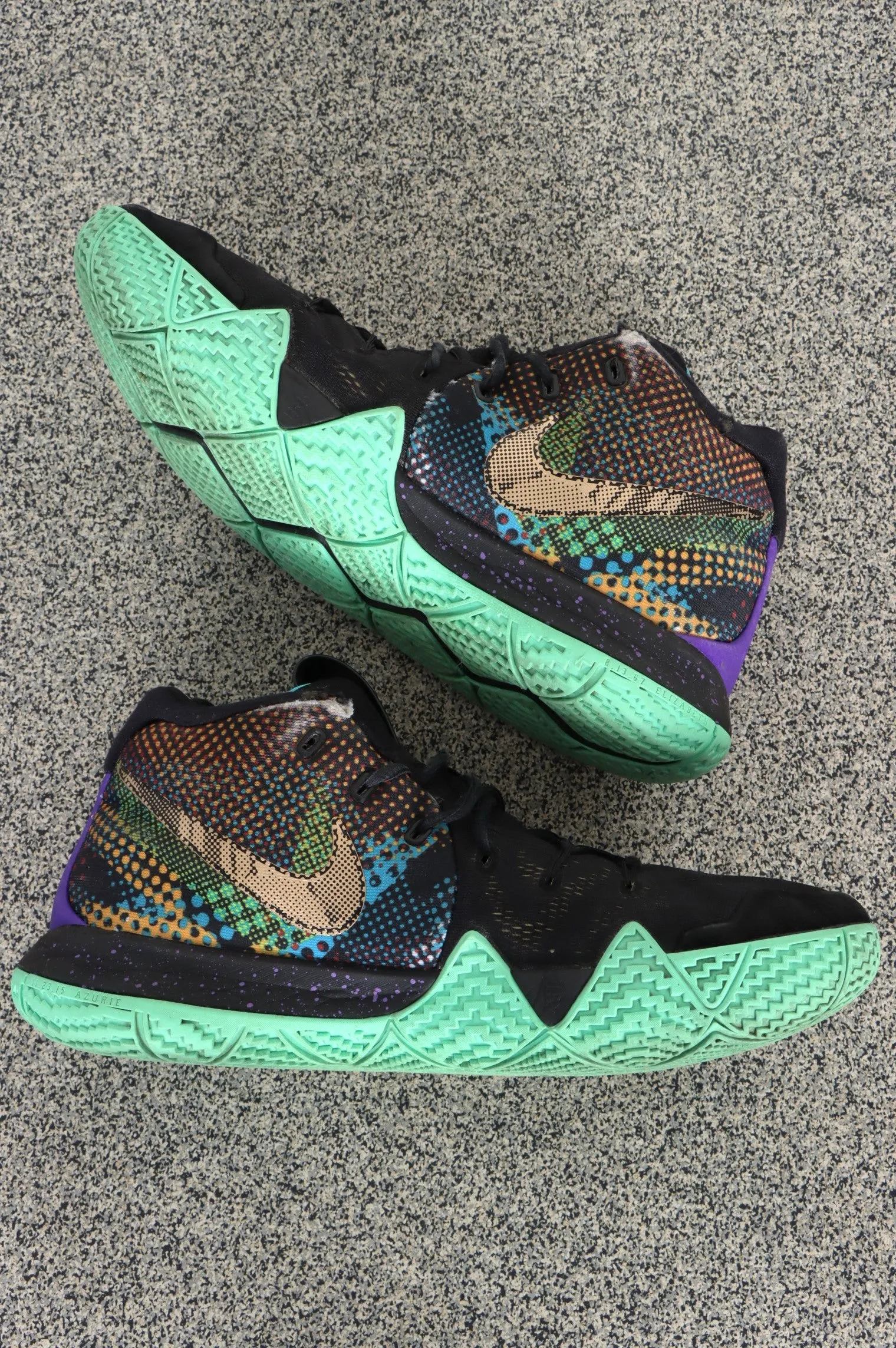 NIKE Kyrie 4 'Mamba Mentality' Sneakers (11.5)