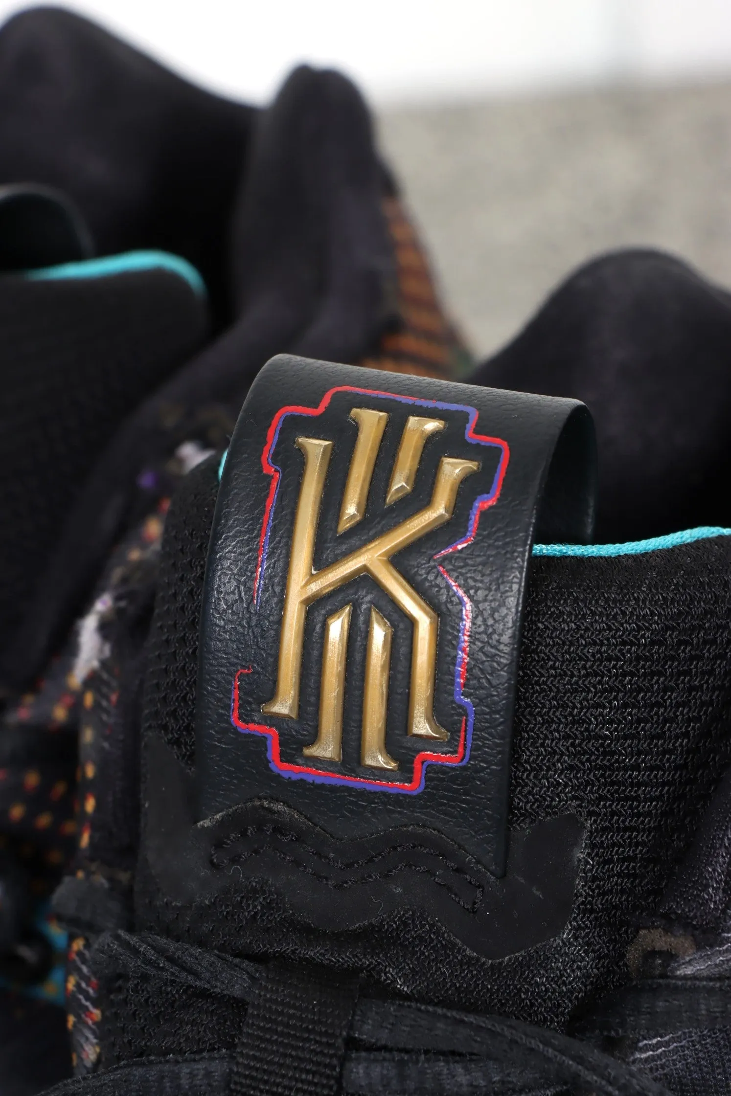 NIKE Kyrie 4 'Mamba Mentality' Sneakers (11.5)