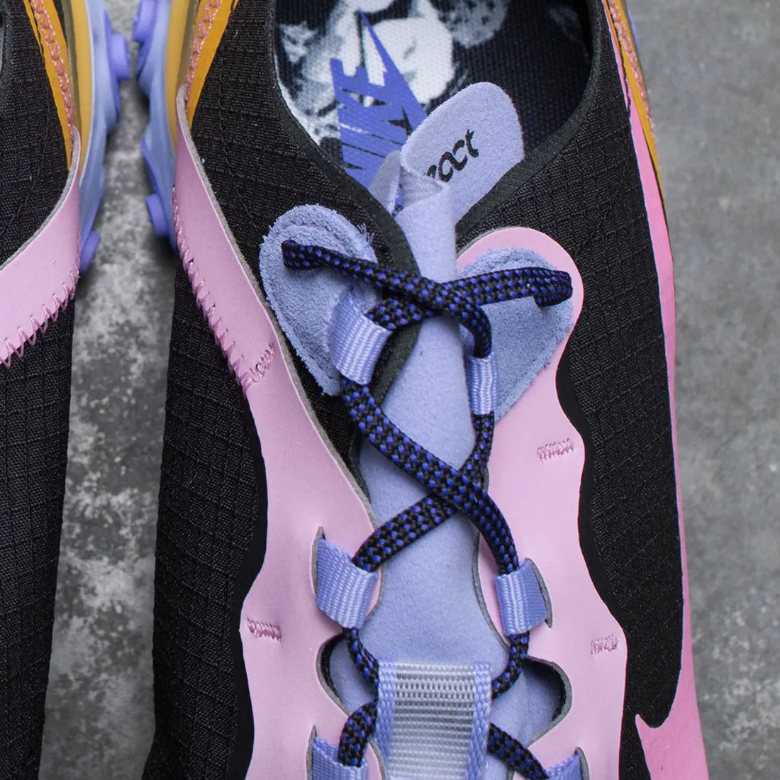 Nike Men React Element 55 (black / magic flamingo-light thistle)