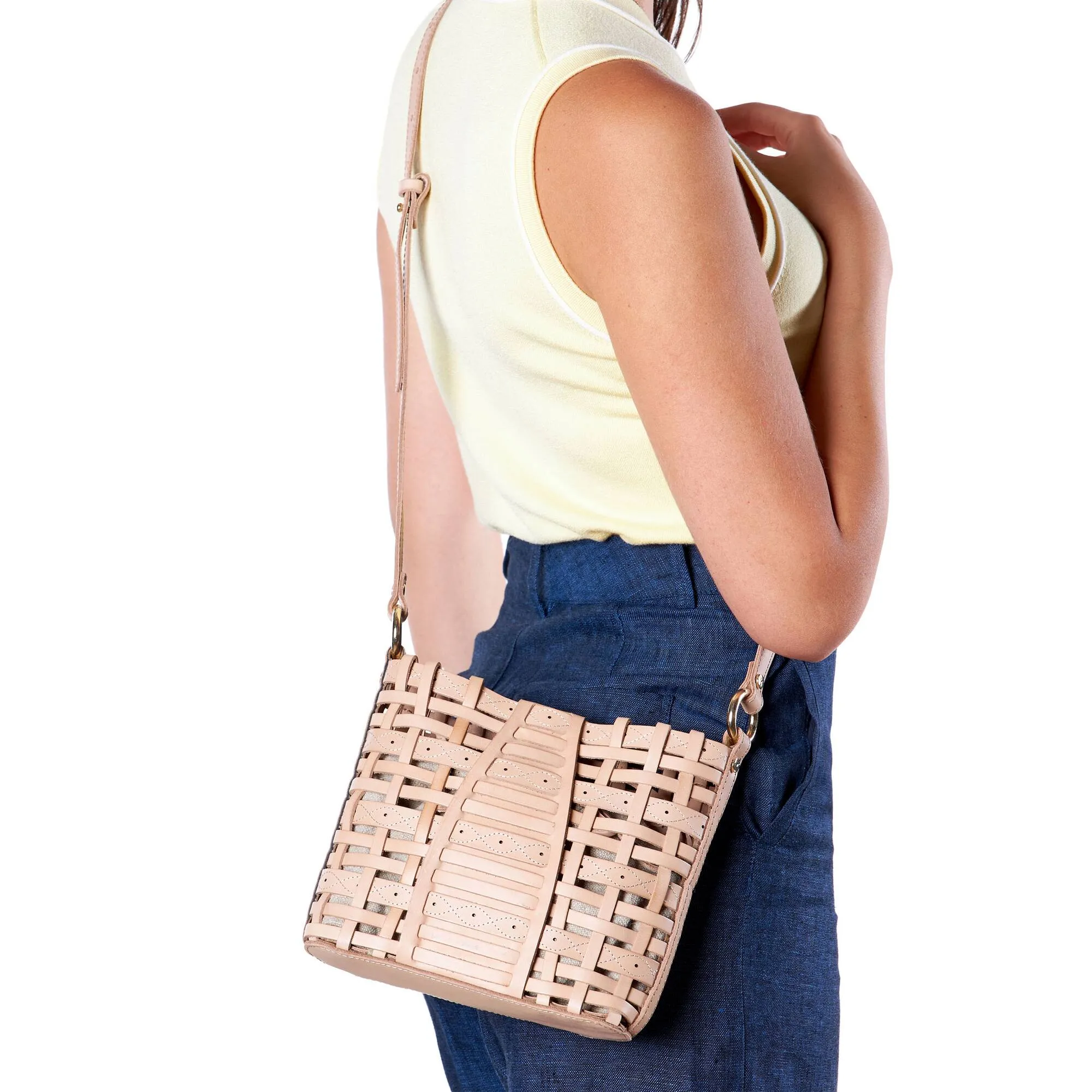 ROMANA Braided leather bag