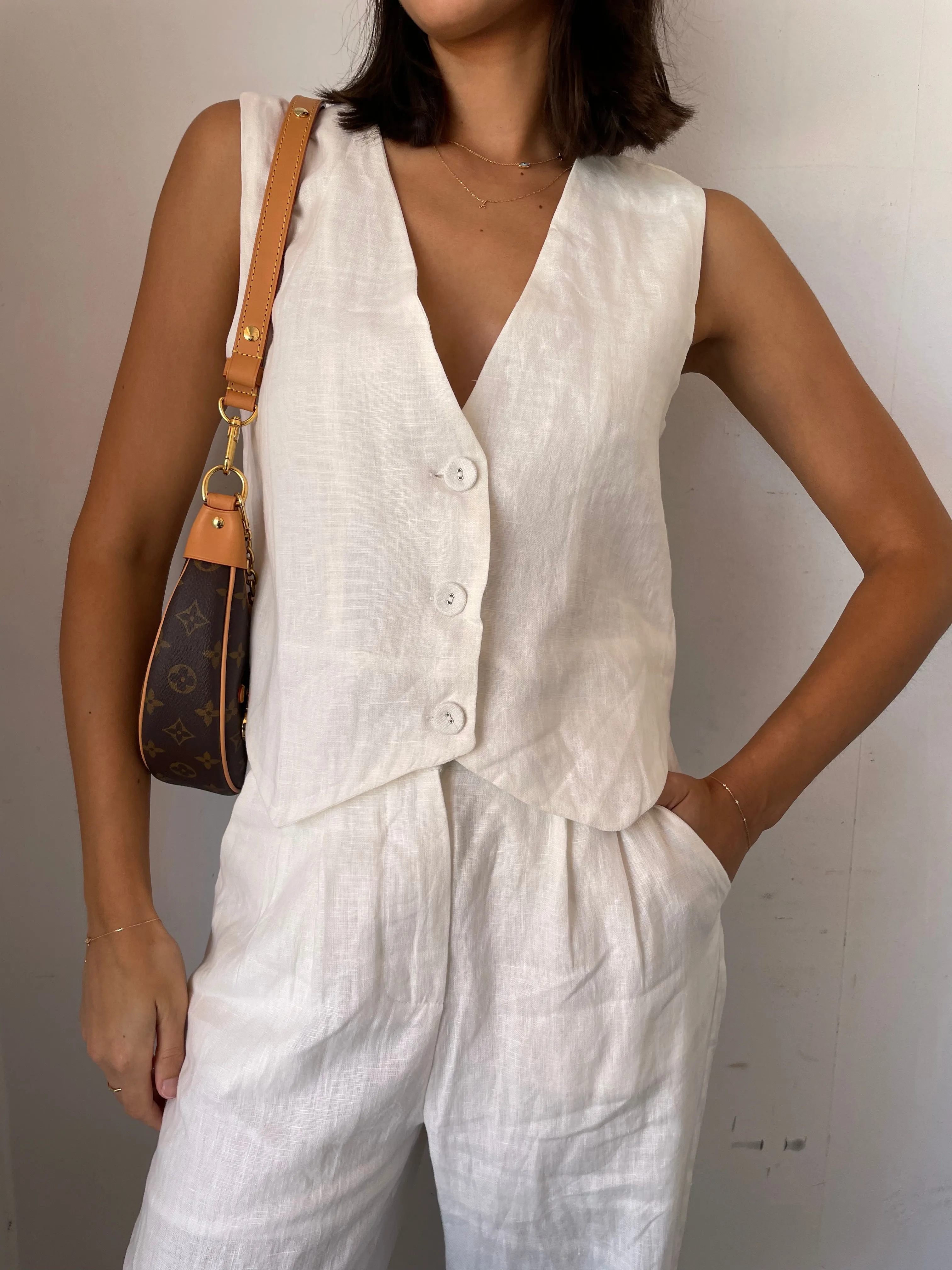 White Closet  Pearl Linen Vest